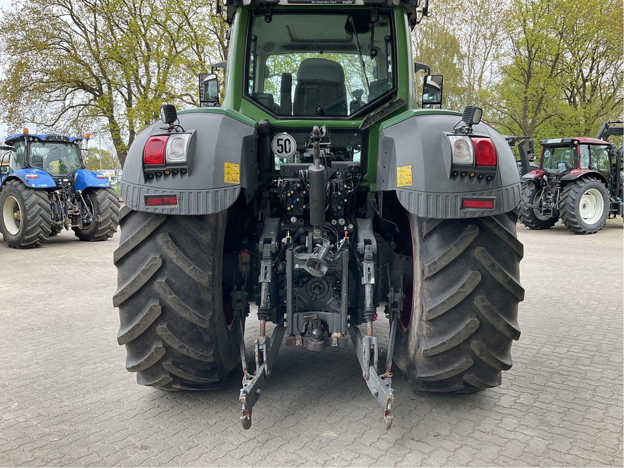 Fendt 826 Vario S4 - Tracteur agricole: photos 5 Fendt 826 Vario S4 - Tracteur agricole: photos 5