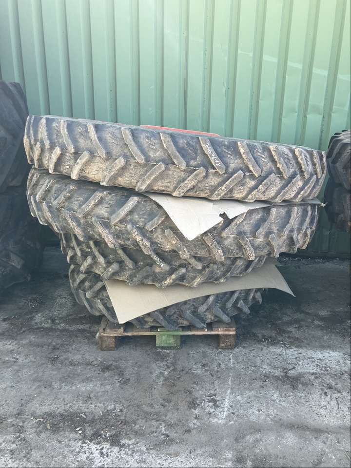 Fendt Pflege-Räder vom 716 Fendt - Pneus et jantes: photos 1 Fendt Pflege-Räder vom 716 Fendt - Pneus et jantes: photos 1
