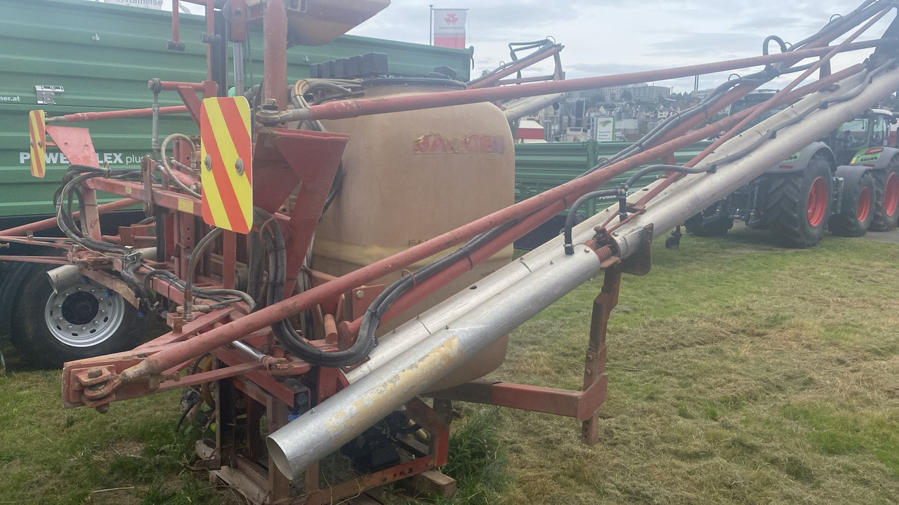 Jacoby Jacoby Eurosuper 1500l - Pulvé porté: photos 5 Jacoby Jacoby Eurosuper 1500l - Pulvé porté: photos 5