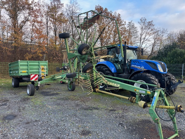 Krone Swadro 807 - Faneuse: photos 2 Krone Swadro 807 - Faneuse: photos 2