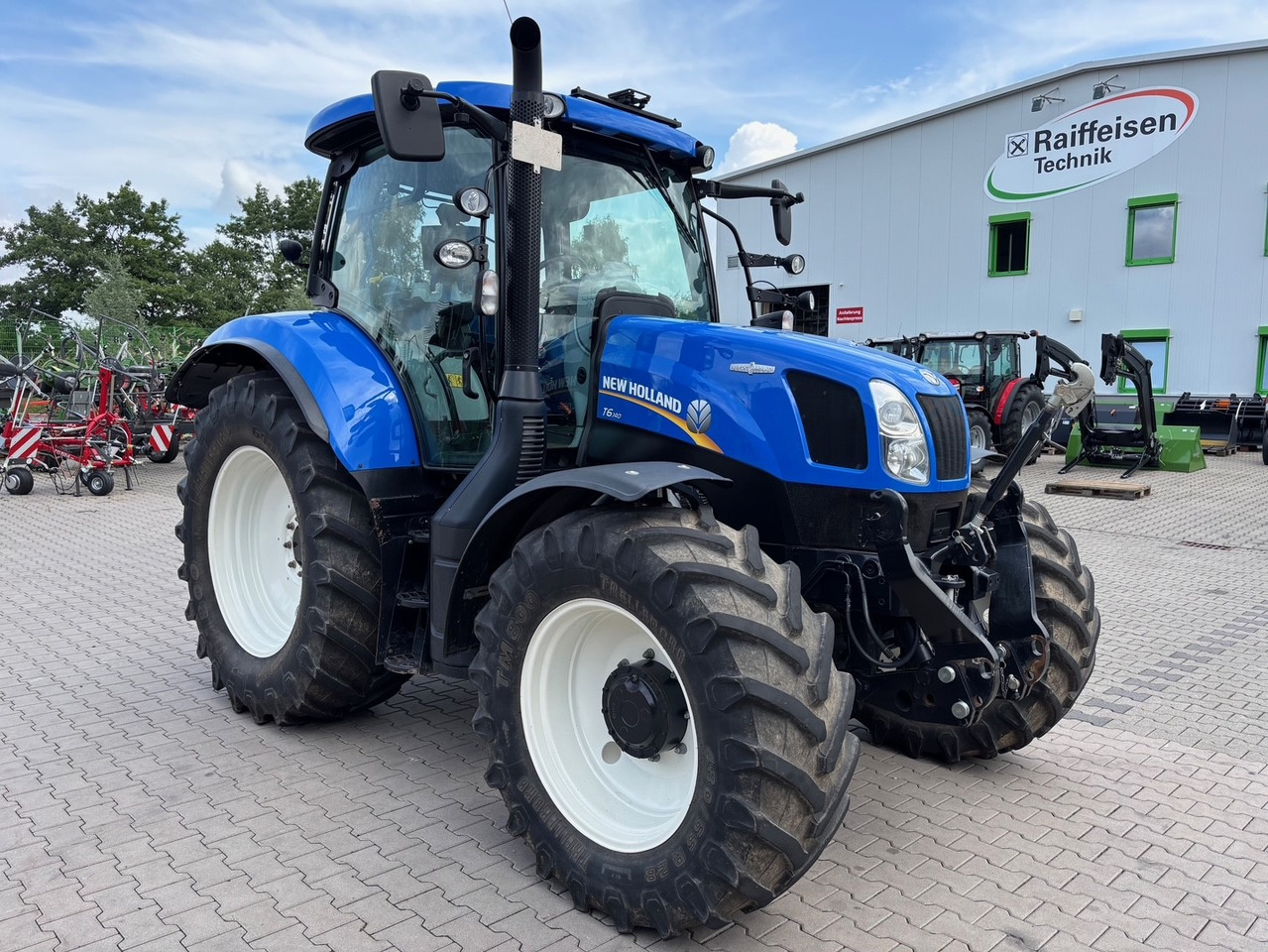 New Holland T6.140 Auto Command - Tracteur agricole: photos 1 New Holland T6.140 Auto Command - Tracteur agricole: photos 1