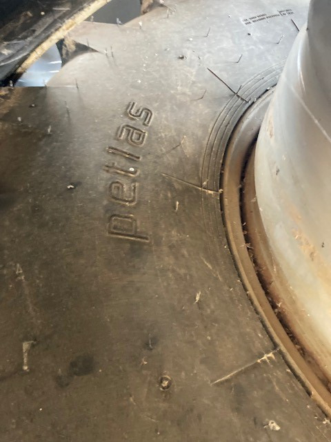 Petlas Doppelräder 650/75R32 f. Fendt - Pneu: photos 2 Petlas Doppelräder 650/75R32 f. Fendt - Pneu: photos 2