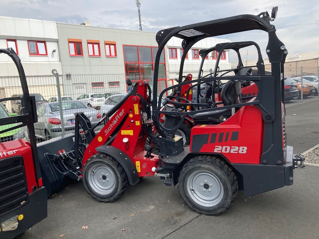 Schäffer Hoflader Typ 2028-2 - Chargeuse sur pneus: photos 1 Schäffer Hoflader Typ 2028-2 - Chargeuse sur pneus: photos 1