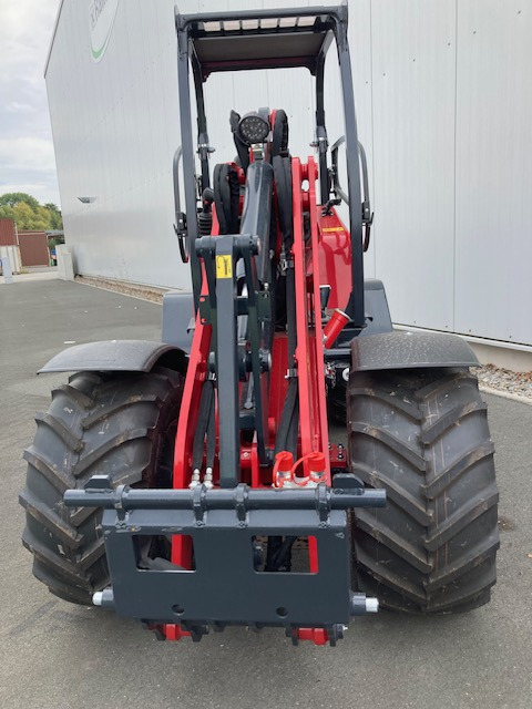 Schäffer Hoflader Typ 3630 - Chargeuse sur pneus: photos 3 Schäffer Hoflader Typ 3630 - Chargeuse sur pneus: photos 3