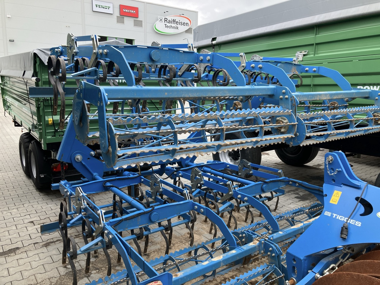 Tigges Saatbettkombi 6m hydr. - Herse: photos 1 Tigges Saatbettkombi 6m hydr. - Herse: photos 1