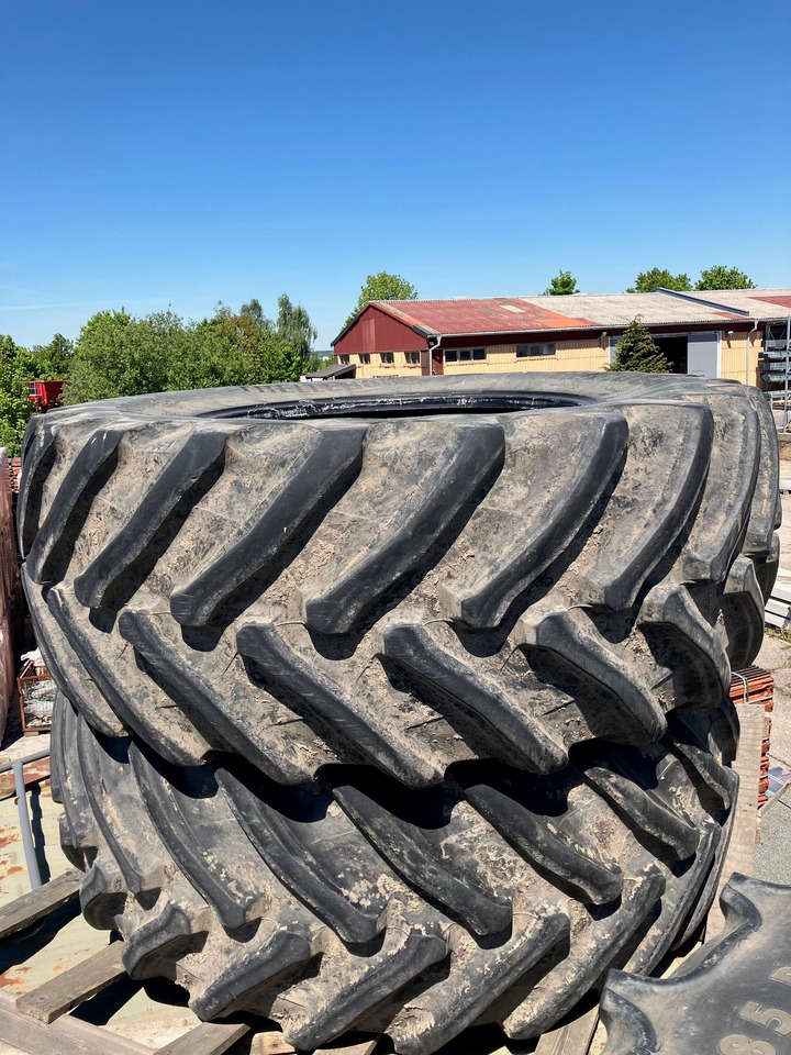 Trelleborg 750/70R44 650/60R38 - Pneus et jantes: photos 1 Trelleborg 750/70R44 650/60R38 - Pneus et jantes: photos 1