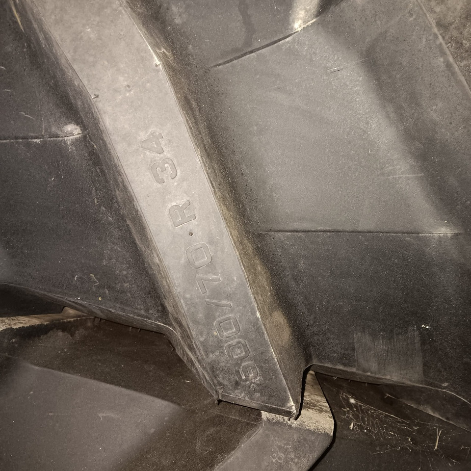 Trelleborg Reifen 600/70 R34 - Pneus et jantes: photos 2 Trelleborg Reifen 600/70 R34 - Pneus et jantes: photos 2