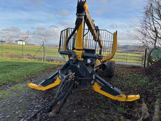 Uniforst Forstanhänger 12.49 - Remorque forestière: photos 2 Uniforst Forstanhänger 12.49 - Remorque forestière: photos 2