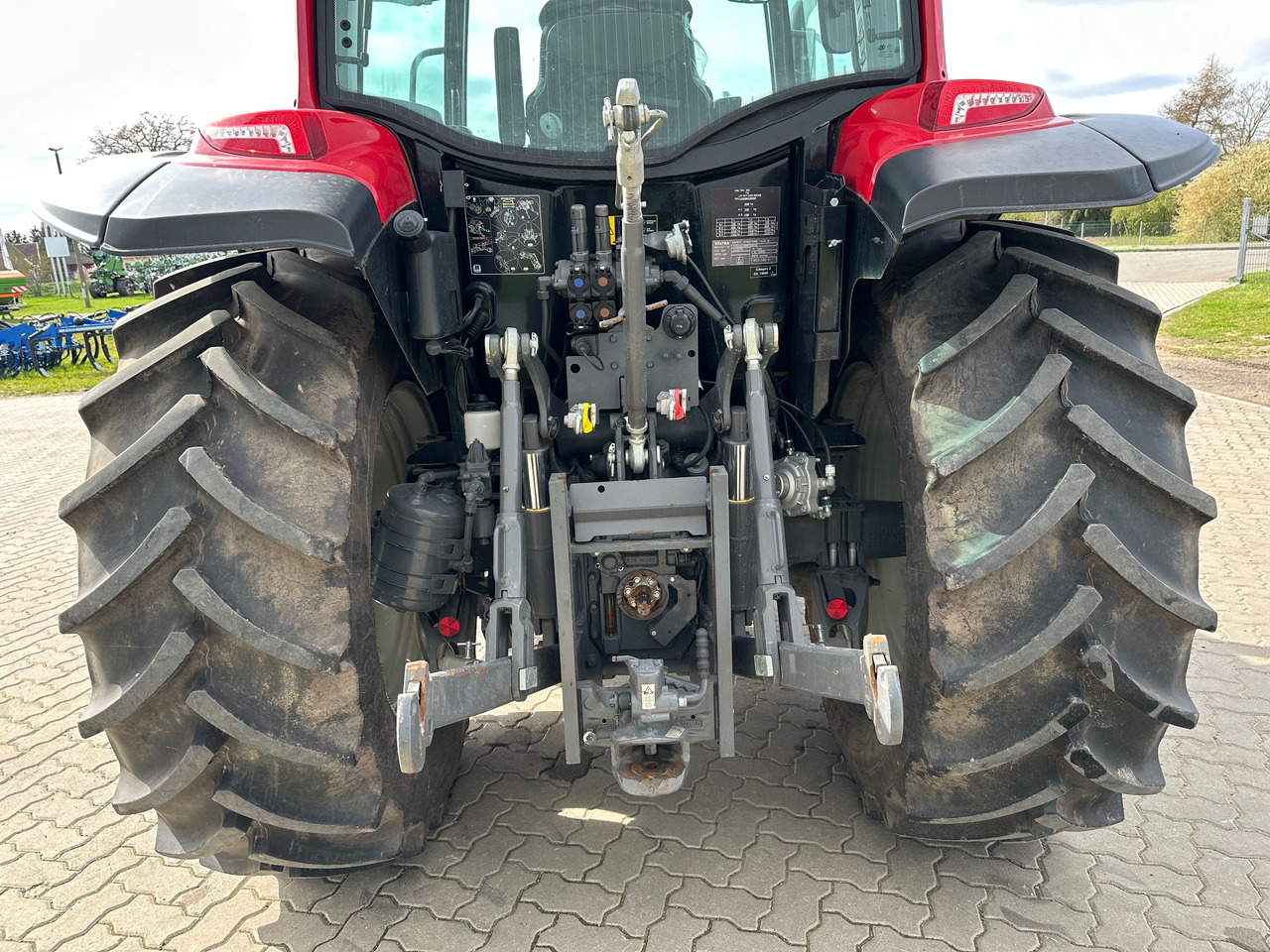Valtra A105 MH en leasing occasion Valtra A105 MH: photos 8