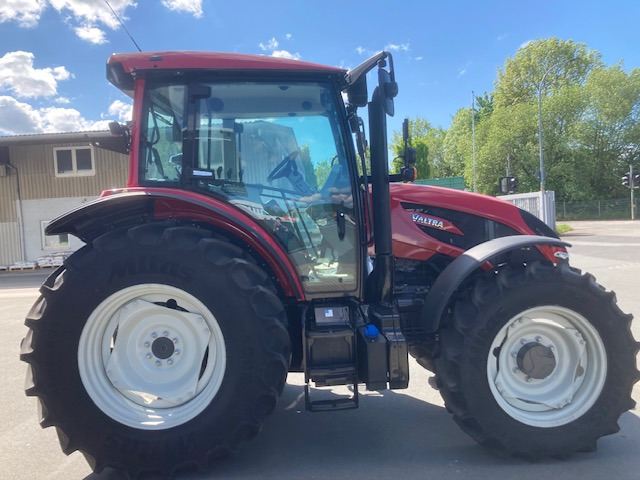 Valtra A105 MH4 - Tracteur agricole: photos 5 Valtra A105 MH4 - Tracteur agricole: photos 5