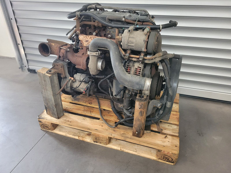 Iveco EUROCARGO F4AE0481 TECTOR 4 EURO 3 - Moteur pour Camion: photos 4 Iveco EUROCARGO F4AE0481 TECTOR 4 EURO 3 - Moteur pour Camion: photos 4