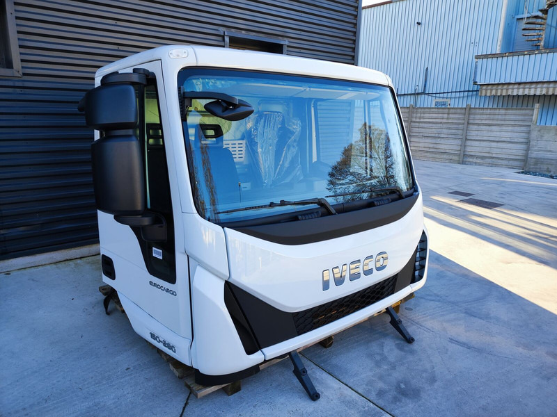 Iveco Eurocargo E6 - Cabine et intérieur pour Camion: photos 3 Iveco Eurocargo E6 - Cabine et intérieur pour Camion: photos 3