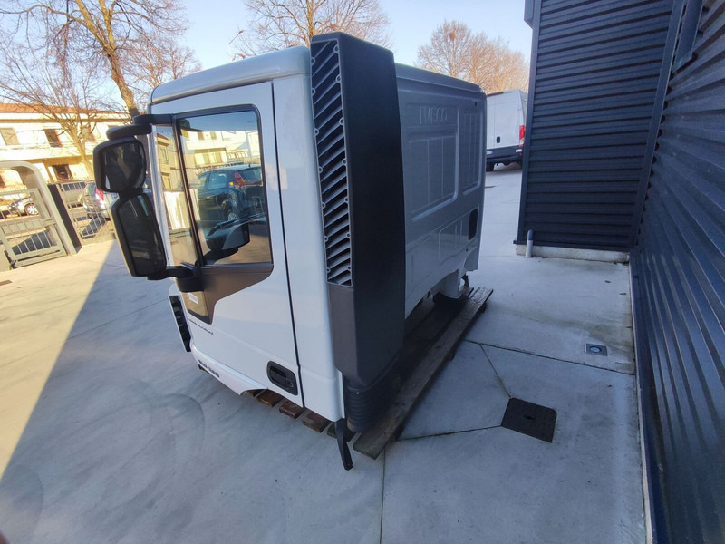 Cabine et intérieur pour Camion neuf Iveco Eurocargo E6: photos 9