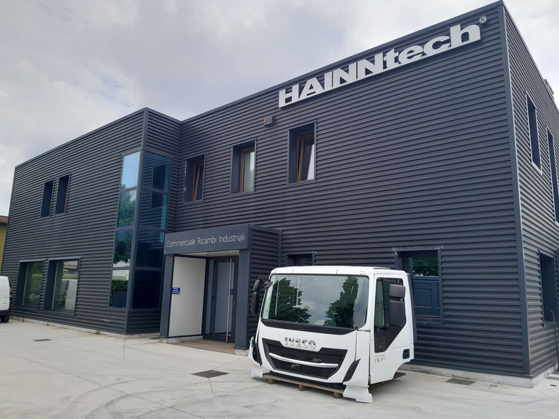 Iveco Trakker E6 - Cabine et intérieur pour Camion: photos 3 Iveco Trakker E6 - Cabine et intérieur pour Camion: photos 3