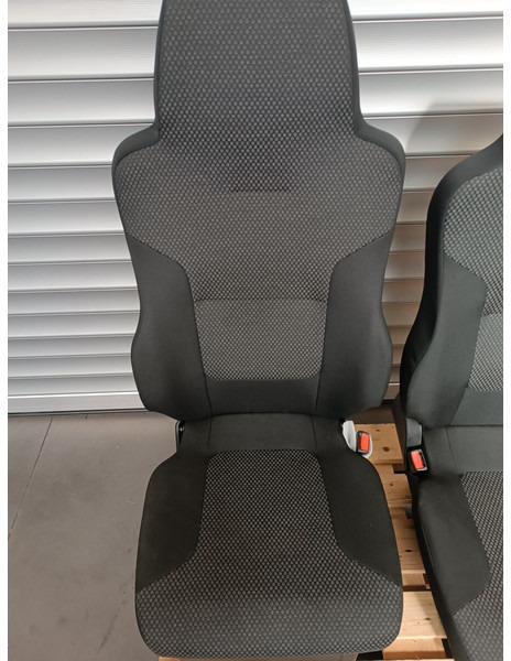 MAN TGS TGX - Siège pour Camion: photos 2 MAN TGS TGX - Siège pour Camion: photos 2