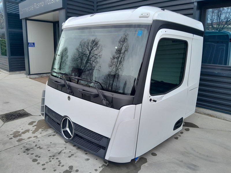 Mercedes-Benz AROCS ANTOS E6 - MP4 - Cabine et intérieur pour Camion: photos 3 Mercedes-Benz AROCS ANTOS E6 - MP4 - Cabine et intérieur pour Camion: photos 3