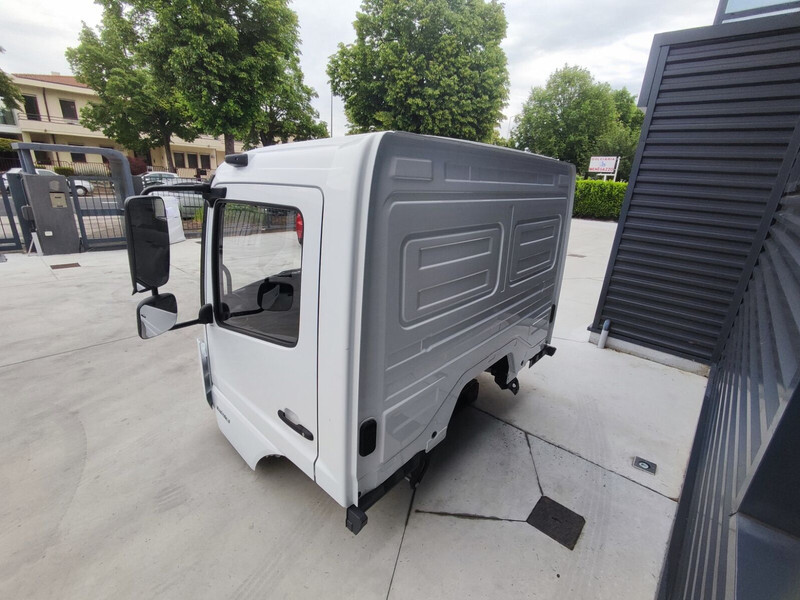 Mercedes-Benz Atego Euro 6 6 cylinders - Cabine et intérieur pour Camion: photos 5 Mercedes-Benz Atego Euro 6 6 cylinders - Cabine et intérieur pour Camion: photos 5