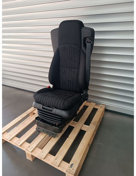 Mercedes-Benz Mechanical - Meccanico - Siège pour Camion: photos 1 Mercedes-Benz Mechanical - Meccanico - Siège pour Camion: photos 1