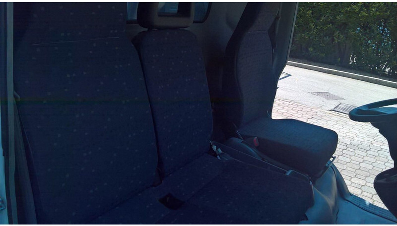 Cabine et intérieur pour Camion Mitsubishi CANTER "C": photos 8