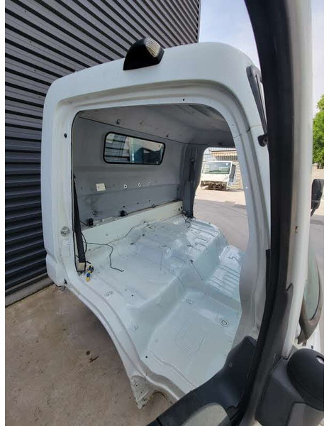 Cabine et intérieur pour Camion Mitsubishi Fuso "C": photos 13