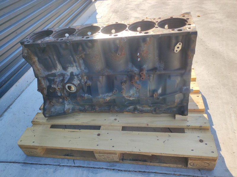 Volvo FH FM - Bloc-cylindres pour Camion: photos 3 Volvo FH FM - Bloc-cylindres pour Camion: photos 3