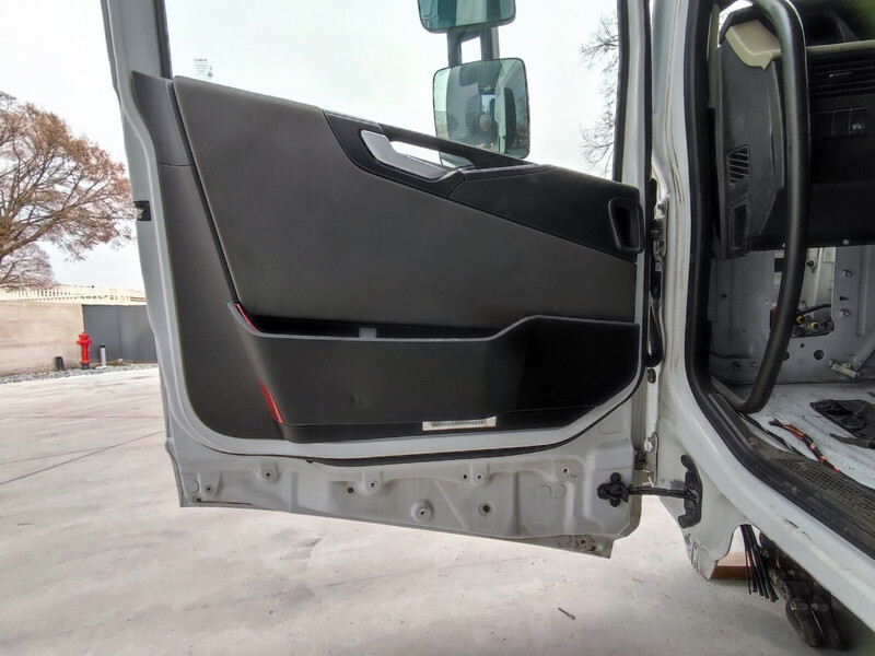 Cabine et intérieur pour Camion Volvo L2 H2: photos 16