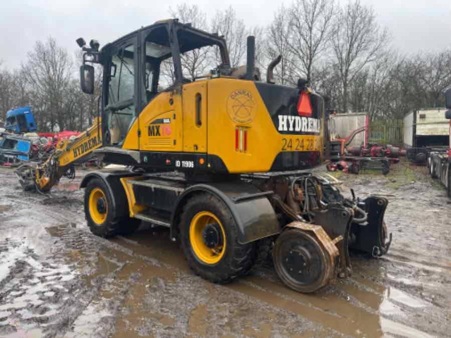 HYDREMA CONSTRUCTION EXCAVATOR MX16 RAIL - Pelle sur pneus: photos 4 HYDREMA CONSTRUCTION EXCAVATOR MX16 RAIL - Pelle sur pneus: photos 4
