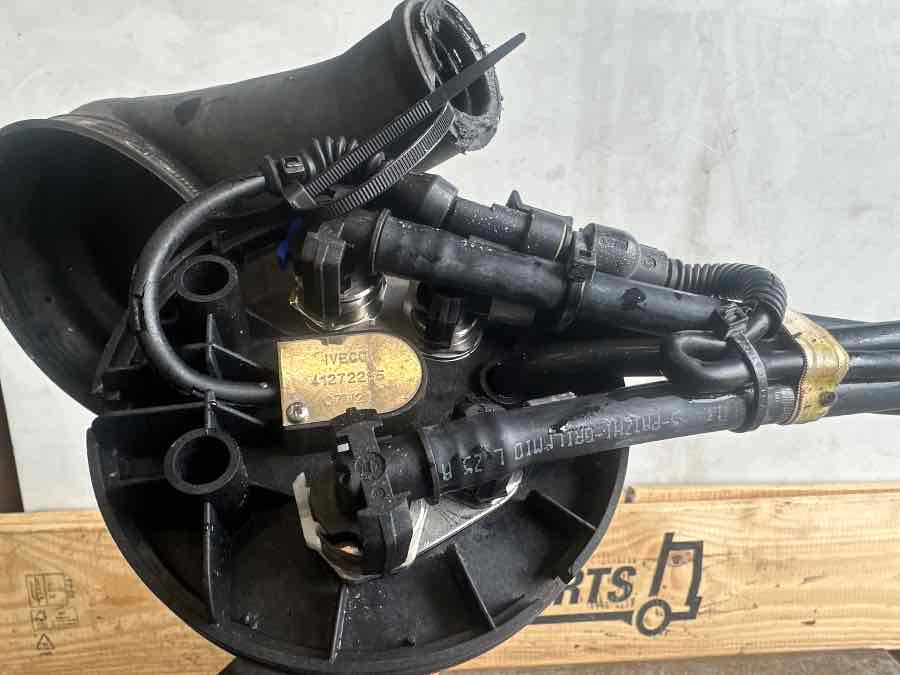 IVECO AMATUR ADBLUE 41272285 - Système de carburant pour Camion: photos 2 IVECO AMATUR ADBLUE 41272285 - Système de carburant pour Camion: photos 2