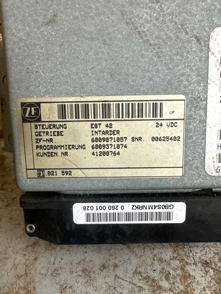 IVECO INTRADER ECU 41200764 - Système électrique pour Camion: photos 2 IVECO INTRADER ECU 41200764 - Système électrique pour Camion: photos 2
