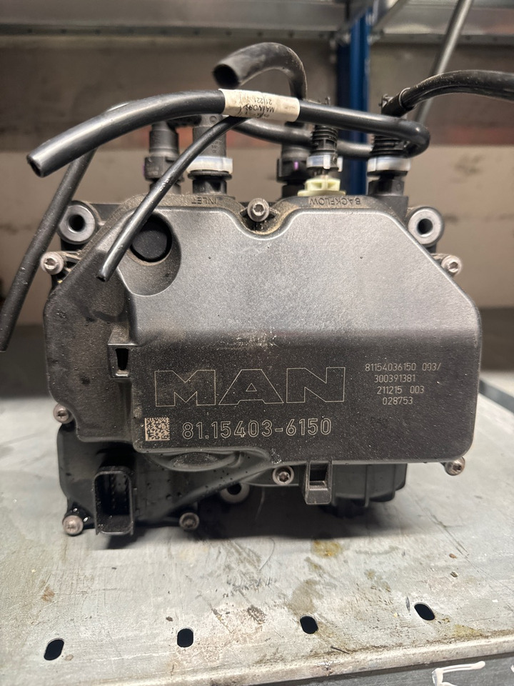 MAN ADBLUE PUMP 81.15403-6150 - Système de carburant pour Camion: photos 3 MAN ADBLUE PUMP 81.15403-6150 - Système de carburant pour Camion: photos 3