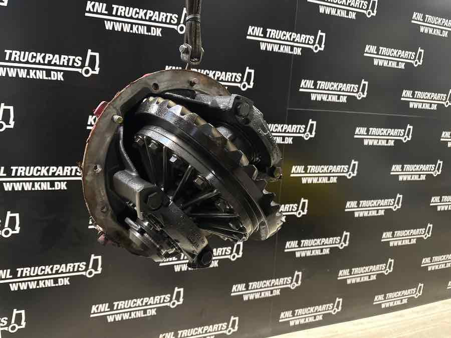 MAN DIFF HY-1350 - 3.700 // 81.35010-6260 - Différentiel pour Camion: photos 1 MAN DIFF HY-1350 - 3.700 // 81.35010-6260 - Différentiel pour Camion: photos 1