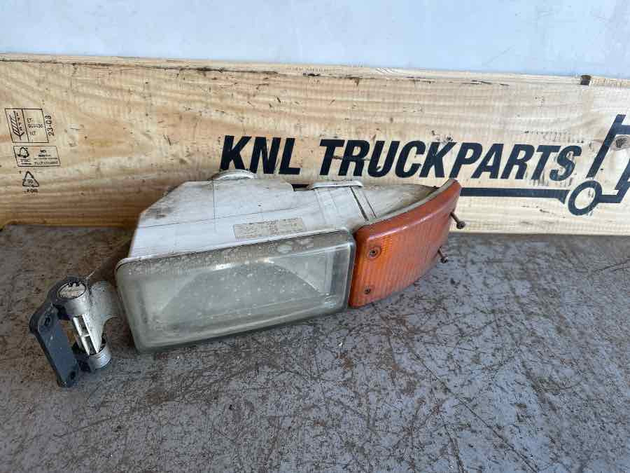 MAN LAMP 81.25320-6111 - Lumière/ Éclairage pour Camion: photos 1 MAN LAMP 81.25320-6111 - Lumière/ Éclairage pour Camion: photos 1