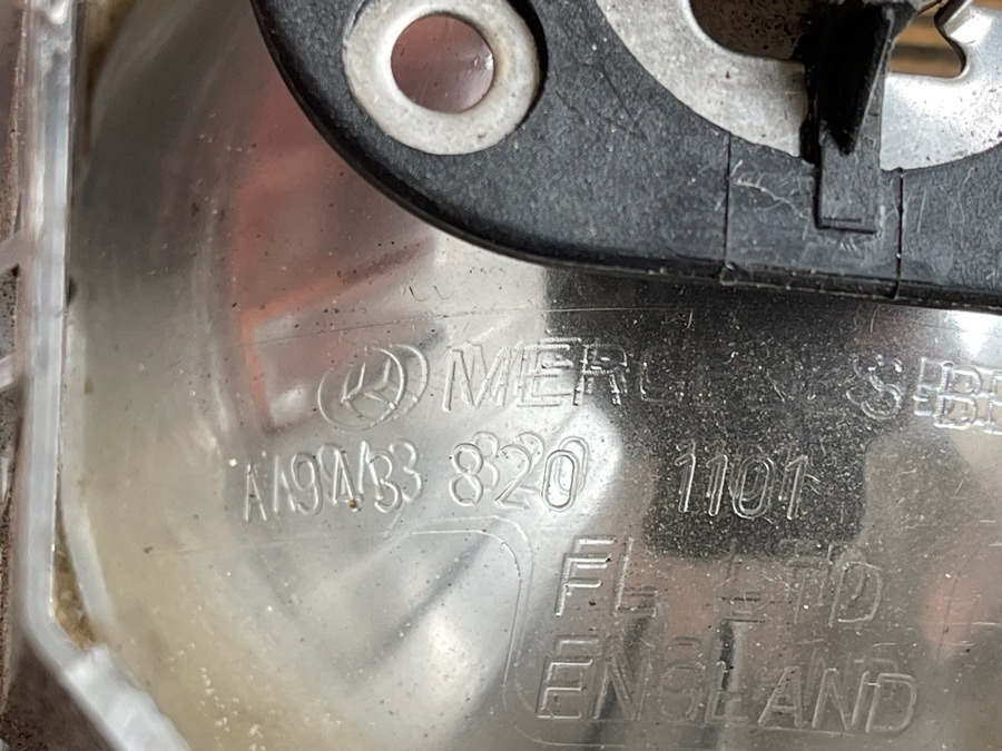 MERCEDES LAMP A9438201101 - Lumière/ Éclairage pour Camion: photos 3 MERCEDES LAMP A9438201101 - Lumière/ Éclairage pour Camion: photos 3