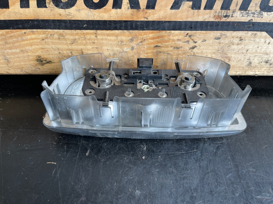 MERCEDES LAMP A9438201201 - Lumière/ Éclairage pour Camion: photos 2 MERCEDES LAMP A9438201201 - Lumière/ Éclairage pour Camion: photos 2