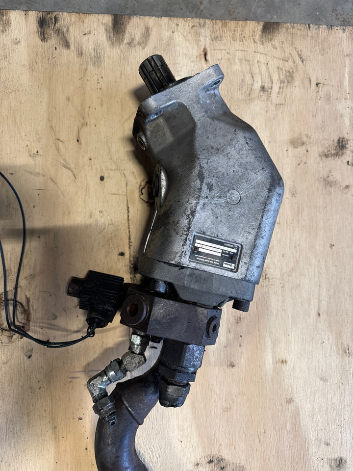 PARKER HYDRALIC PUMP 101 L 3781101 - Hydraulique pour Camion: photos 1 PARKER HYDRALIC PUMP 101 L 3781101 - Hydraulique pour Camion: photos 1