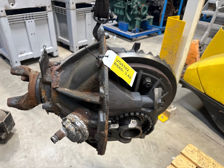 SCANIA DIFF R660 - 3.42 // 1374301 - Différentiel pour Camion: photos 2 SCANIA DIFF R660 - 3.42 // 1374301 - Différentiel pour Camion: photos 2
