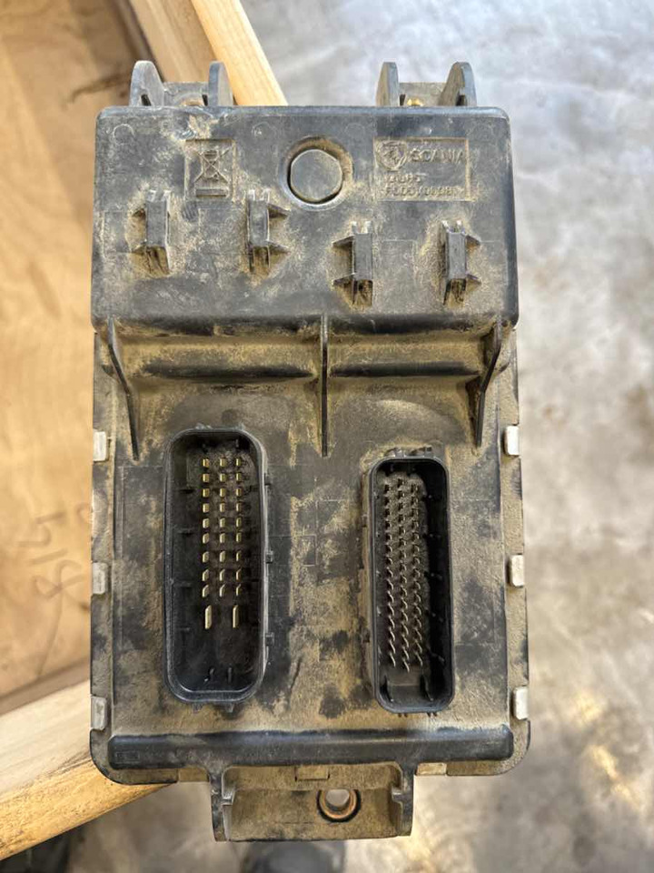 SCANIA ECU ECC 2469934 - Système électrique pour Camion: photos 2 SCANIA ECU ECC 2469934 - Système électrique pour Camion: photos 2