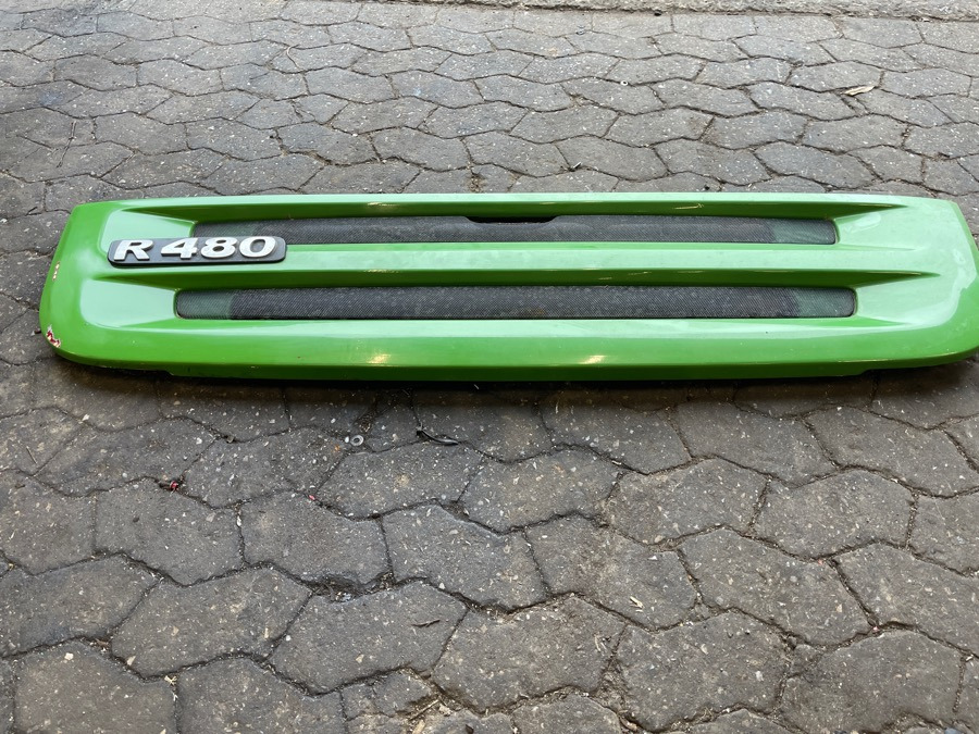 SCANIA FRONT GRILL LOWER 1536807 - Carrosserie et extérieur pour Camion: photos 3 SCANIA FRONT GRILL LOWER 1536807 - Carrosserie et extérieur pour Camion: photos 3