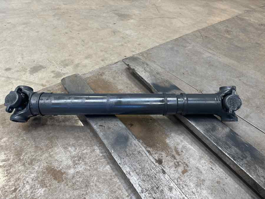 SCANIA PROPSHAFT P500 1758537 - Arbre à cardan pour Camion: photos 1 SCANIA PROPSHAFT P500 1758537 - Arbre à cardan pour Camion: photos 1