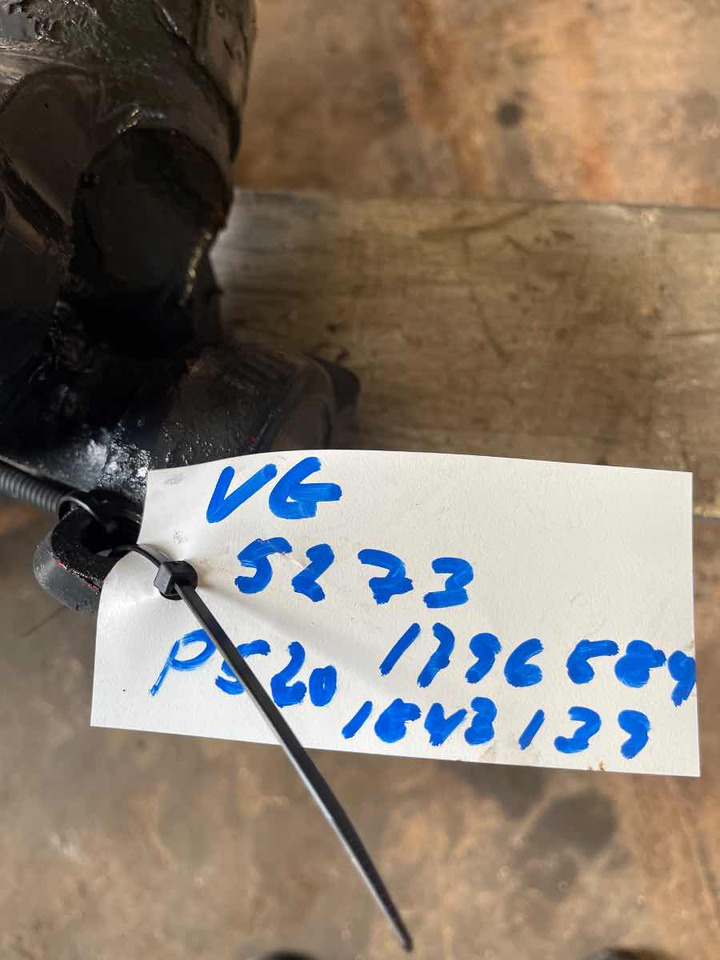 SCANIA PROPSHAFT P520 1796589 - Arbre à cardan pour Camion: photos 2 SCANIA PROPSHAFT P520 1796589 - Arbre à cardan pour Camion: photos 2