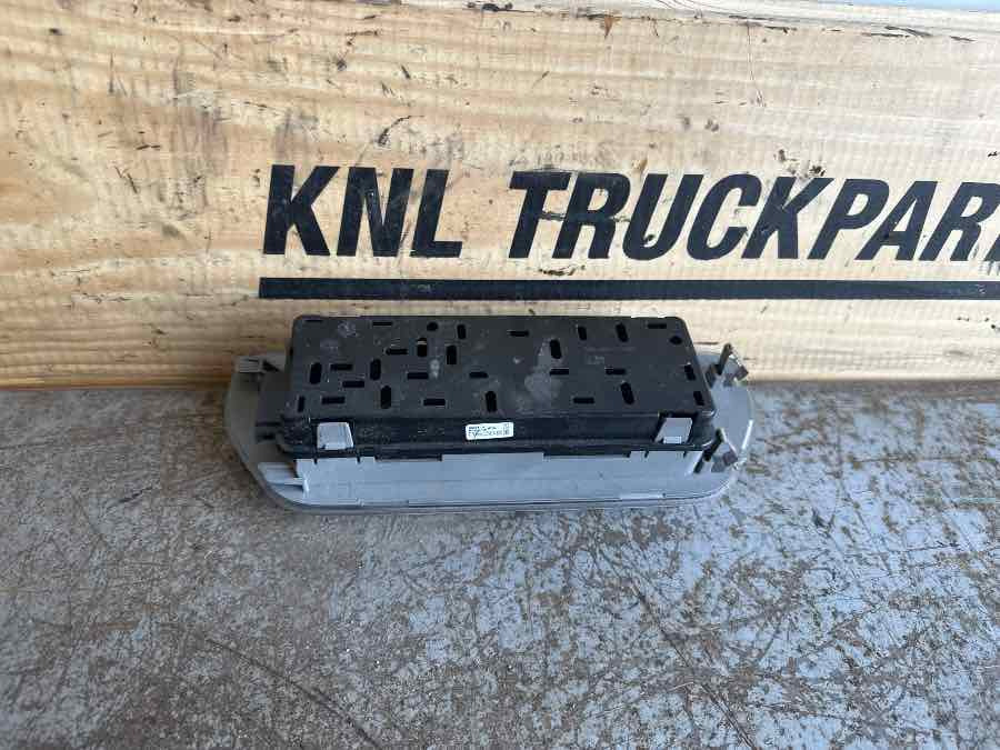SCANIA ROOF LAMP 2038544 - Lumière/ Éclairage pour Camion: photos 2 SCANIA ROOF LAMP 2038544 - Lumière/ Éclairage pour Camion: photos 2