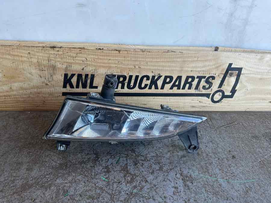 SCANIA SPOT LAMP 2659163 - Lumière/ Éclairage pour Camion: photos 1 SCANIA SPOT LAMP 2659163 - Lumière/ Éclairage pour Camion: photos 1
