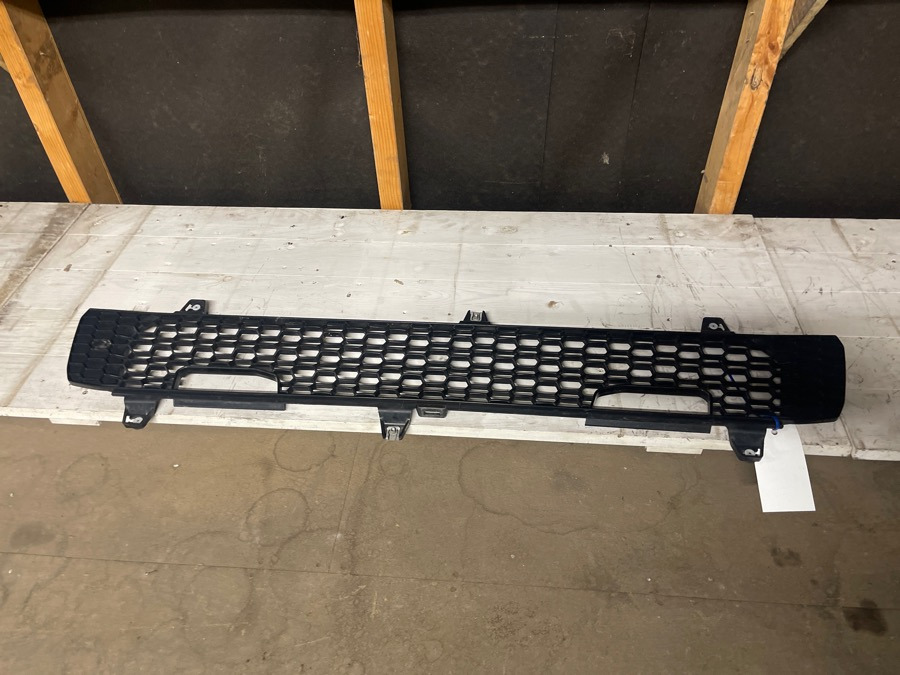 SCANIA UPPER MESH 2307671 - Carrosserie et extérieur pour Camion: photos 1 SCANIA UPPER MESH 2307671 - Carrosserie et extérieur pour Camion: photos 1