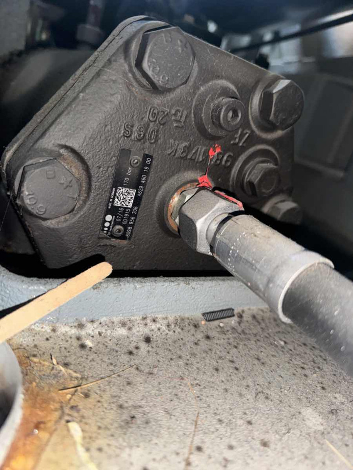 SETRA / MERCEDES STEERING GEAR A6294601900 - Boîtier de direction pour Bus: photos 2 SETRA / MERCEDES STEERING GEAR A6294601900 - Boîtier de direction pour Bus: photos 2