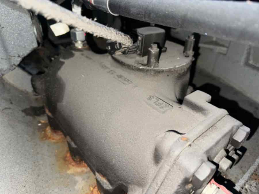 SETRA / MERCEDES STEERING GEAR A6294601900 - Boîtier de direction pour Bus: photos 1 SETRA / MERCEDES STEERING GEAR A6294601900 - Boîtier de direction pour Bus: photos 1