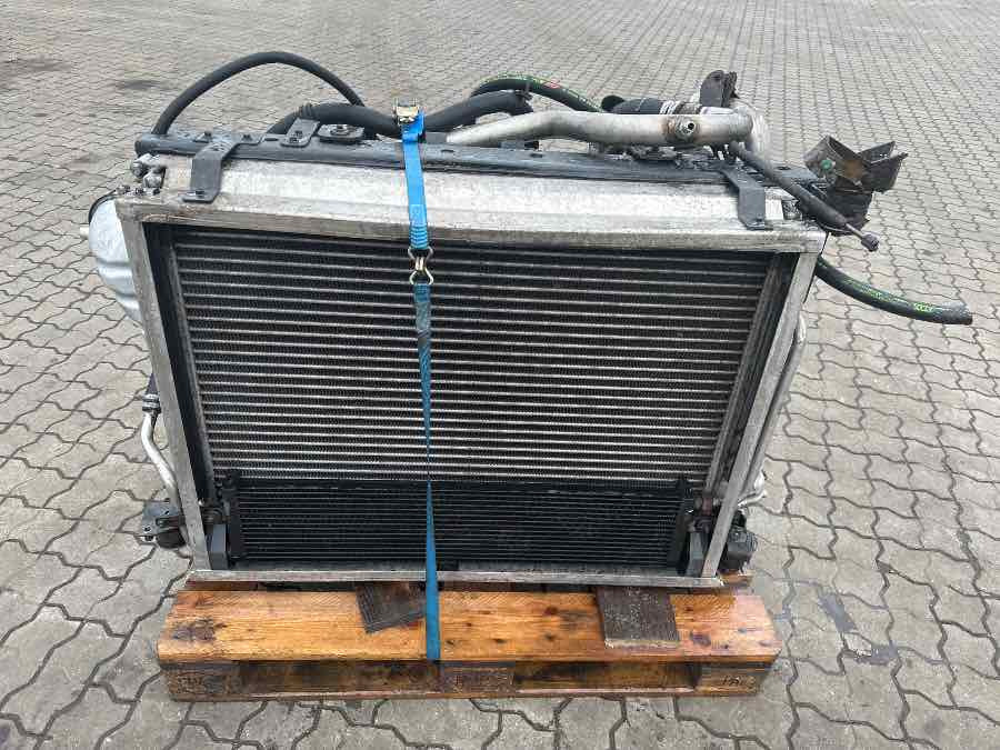 VOLVO BUS COOLER PACKET 21622194 - Système de refroidissement pour Bus: photos 2 VOLVO BUS COOLER PACKET 21622194 - Système de refroidissement pour Bus: photos 2