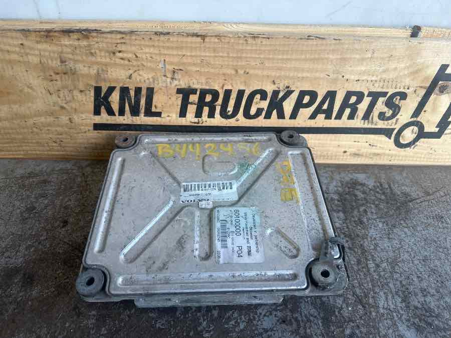 VOLVO ECU 60100000 P04 - Système électrique pour Camion: photos 2 VOLVO ECU 60100000 P04 - Système électrique pour Camion: photos 2