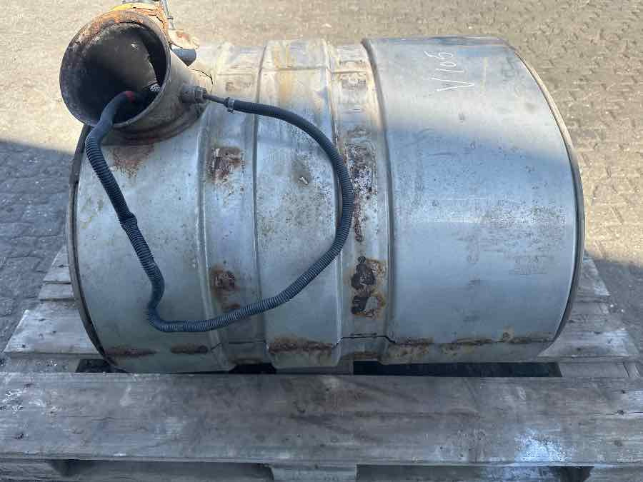 VOLVO EXHAUST 20894953 - Système d'échappement pour Camion: photos 3 VOLVO EXHAUST 20894953 - Système d'échappement pour Camion: photos 3
