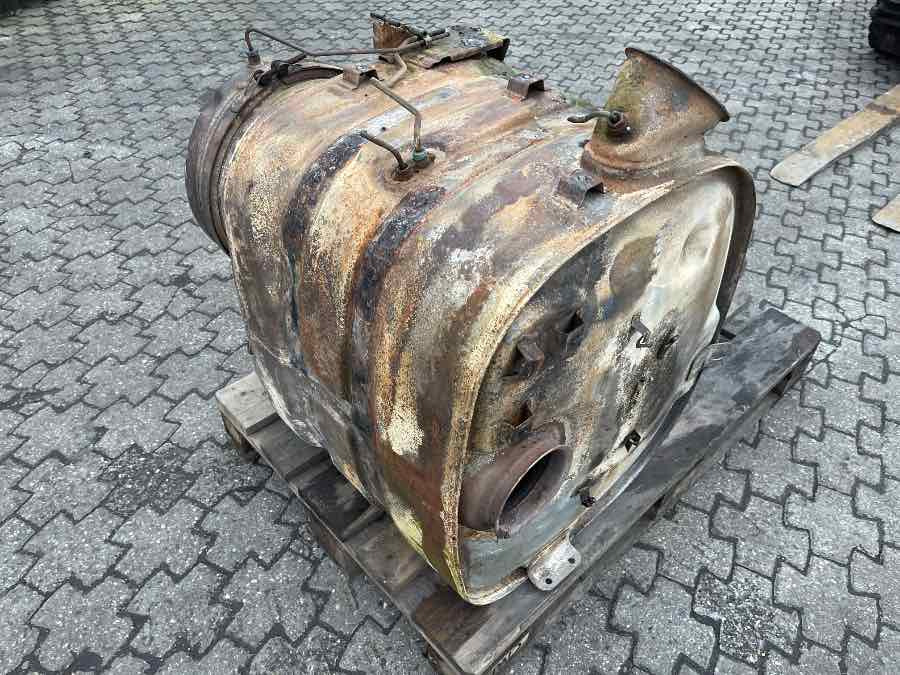VOLVO EXHAUST 21364822 - Système d'échappement pour Camion: photos 2 VOLVO EXHAUST 21364822 - Système d'échappement pour Camion: photos 2