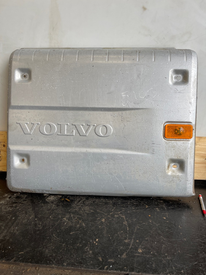 VOLVO EXHAUST HEAT SHIELD 21908955 - Système d'échappement pour Camion: photos 1 VOLVO EXHAUST HEAT SHIELD 21908955 - Système d'échappement pour Camion: photos 1